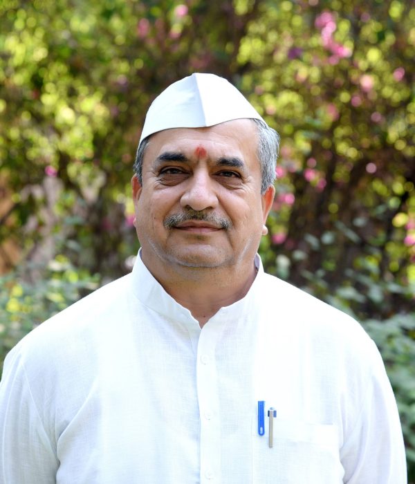 Hon. Nitin Dada
